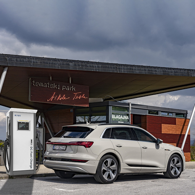 بهترين ايستگاه شارژ ماشين برقي براي اتومبيل سطح 3 DC 60Kw Fast Ev Plug In Charger