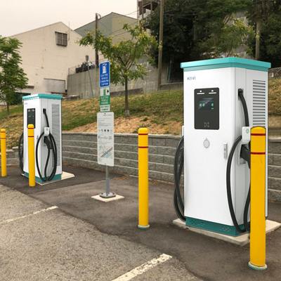 240KW جریان خروجی DC 60kw CCS Chademo شارژر EV Ocpp16.j شارژر سریع دو تفنگ